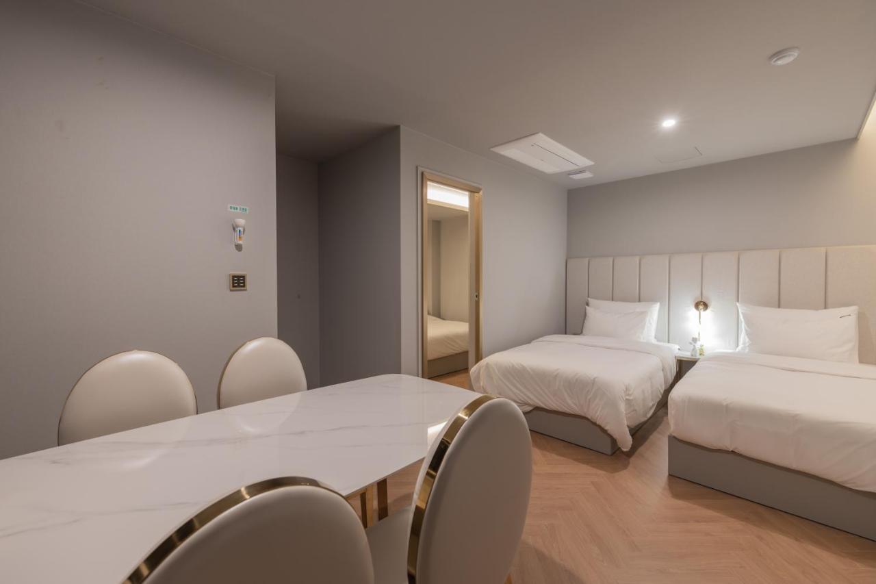 Denbasta Hotel Heritage Gyeongju Exteriör bild